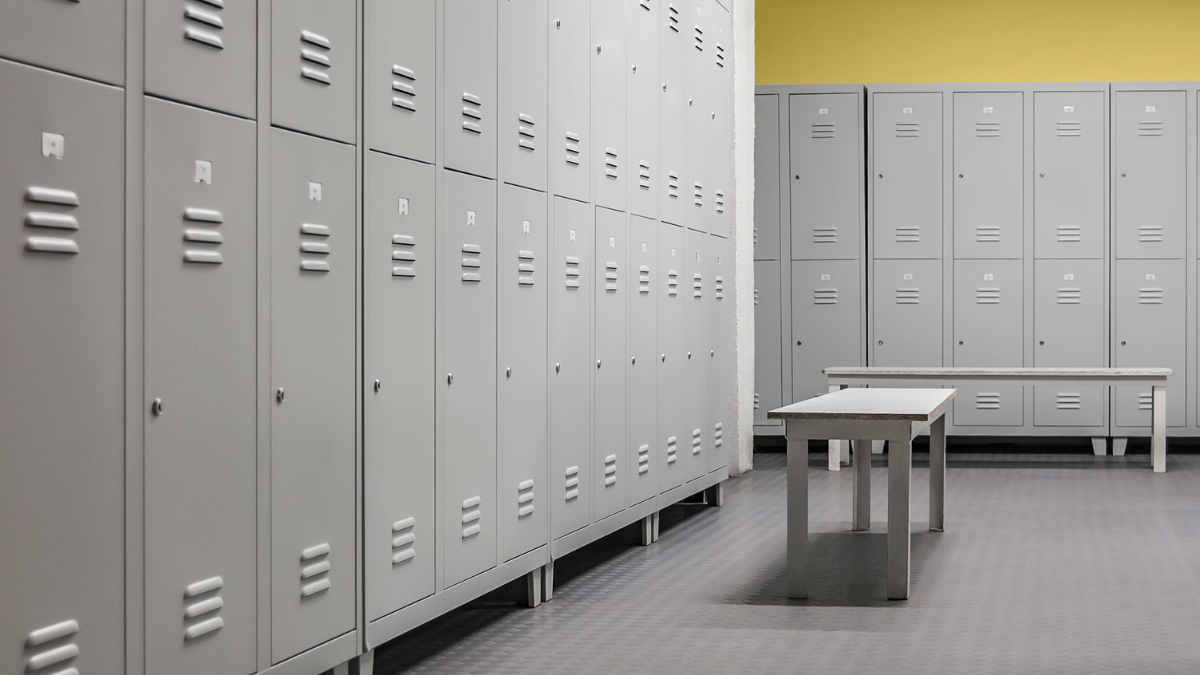 przeszukanie szafki pracownika przez pracodawcę