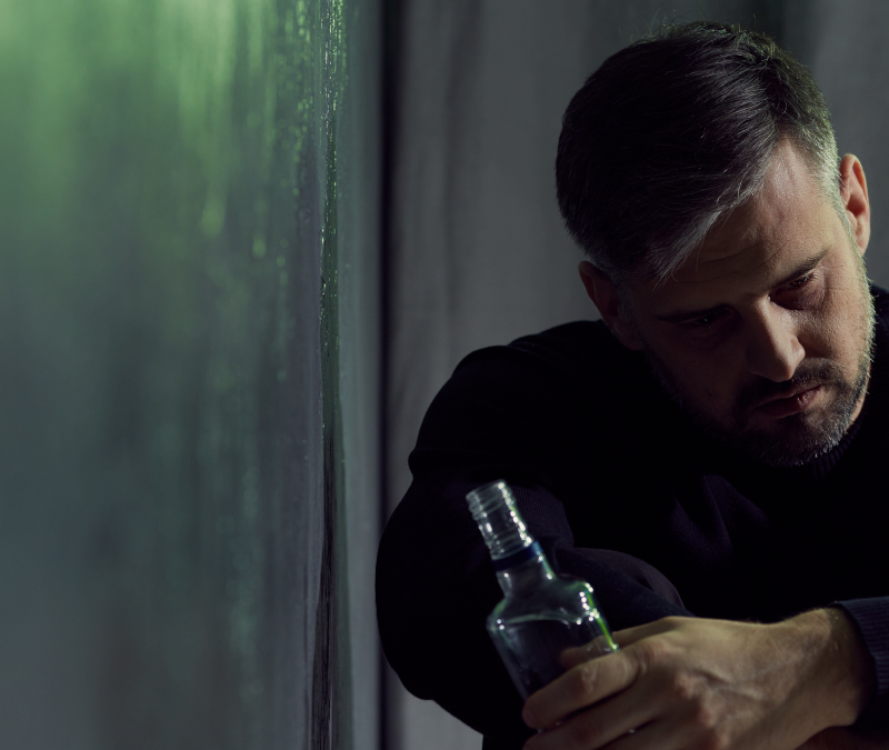 mężczyźni po 40 alkohol w komunikacji miejskiej